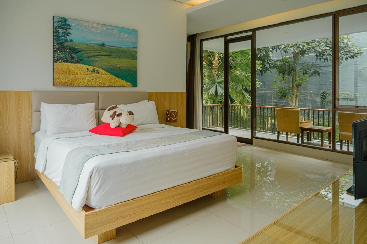 Oyama City View Villa 4 Bedrooms With A Private Swimming Pool Bandung Exterior foto
